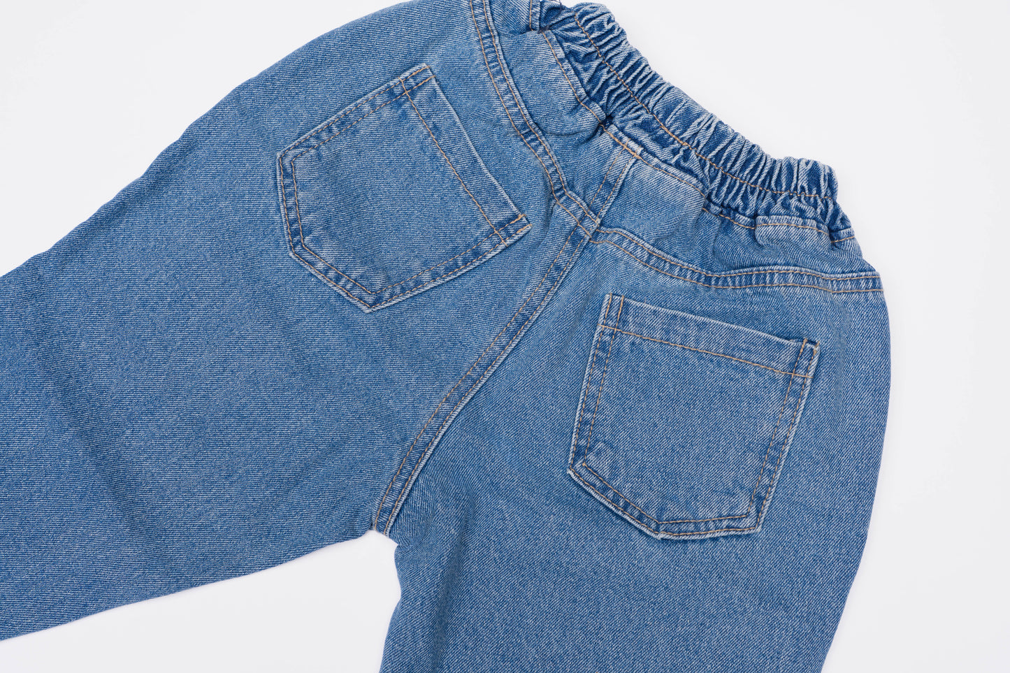 Jeans op rekker